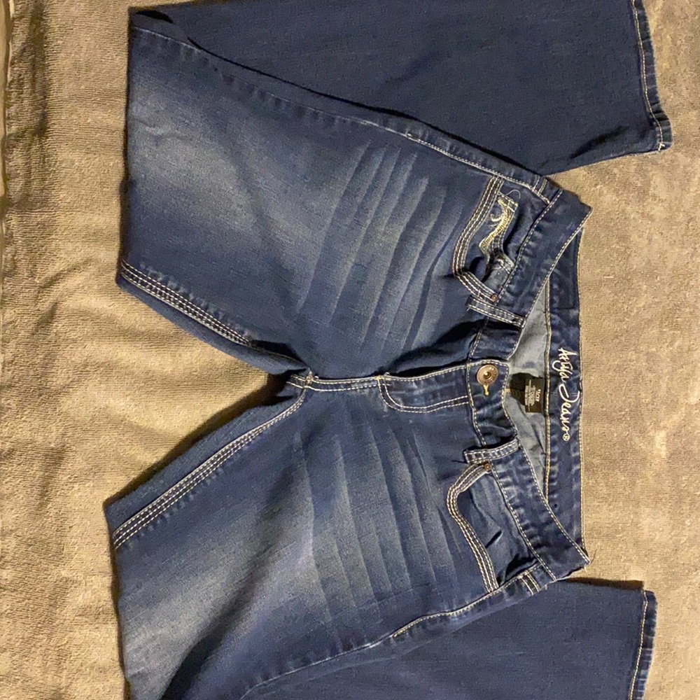 Women’s jeans